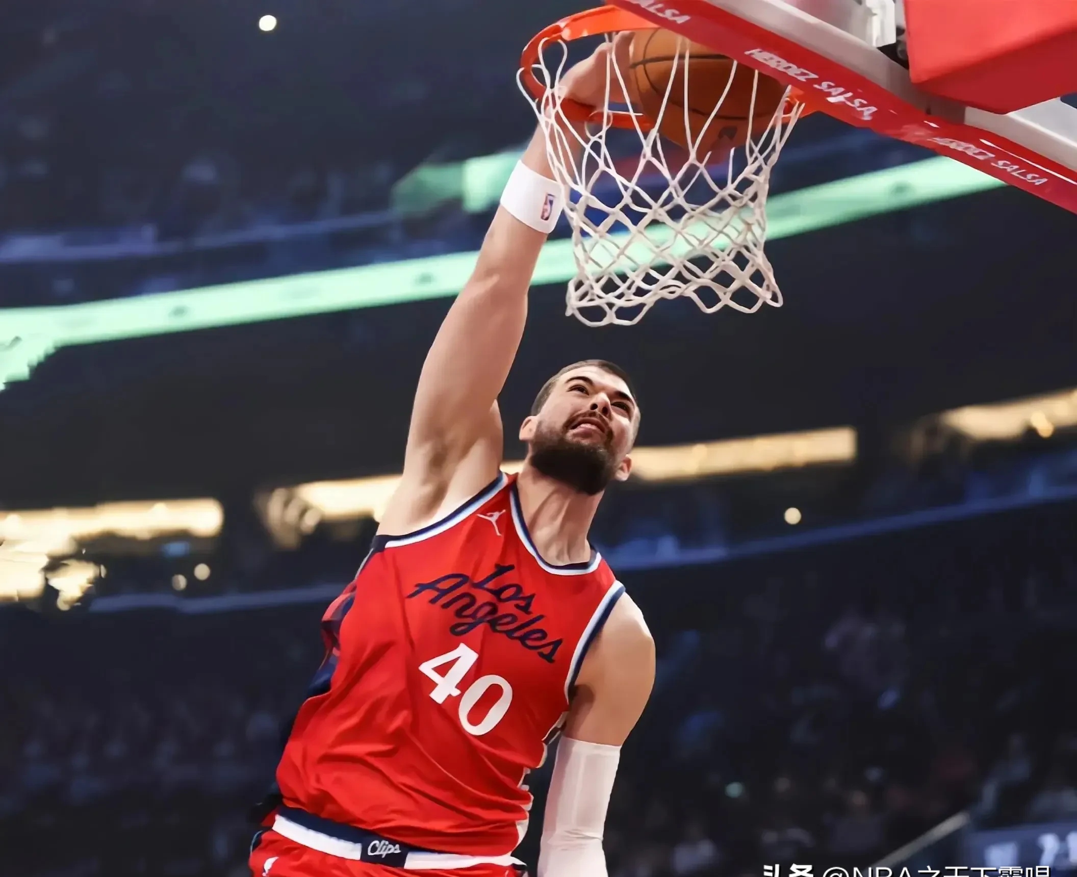 九游官网-转折点！洛杉矶快船状态回暖；法国杯今晨攻防权衡；更衣室稳定；训练强度明显提升的简单介绍